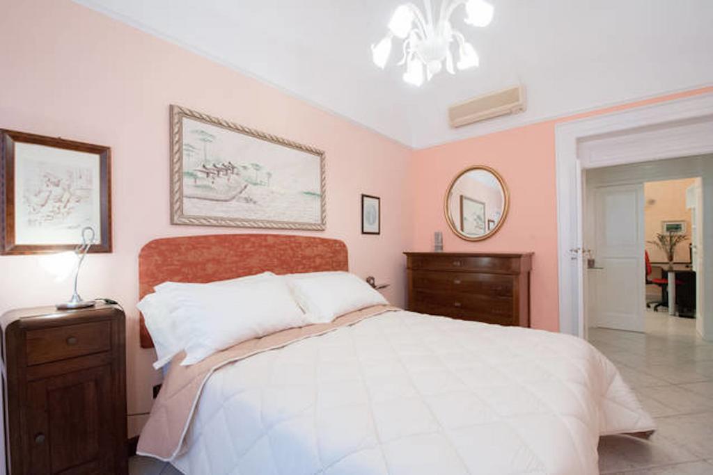Turenum Apartment Trani Eksteriør billede
