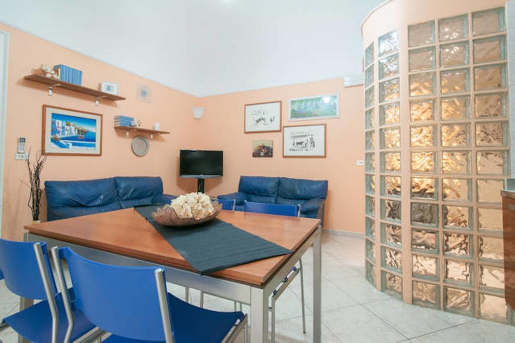 Turenum Apartment Trani Eksteriør billede