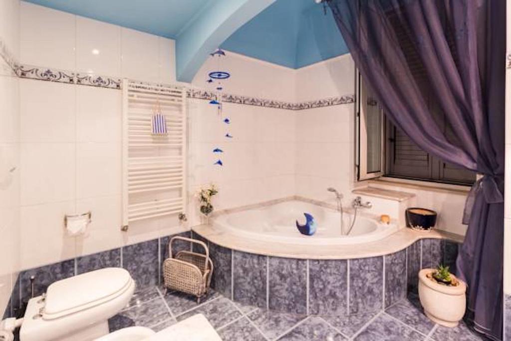 Turenum Apartment Trani Eksteriør billede