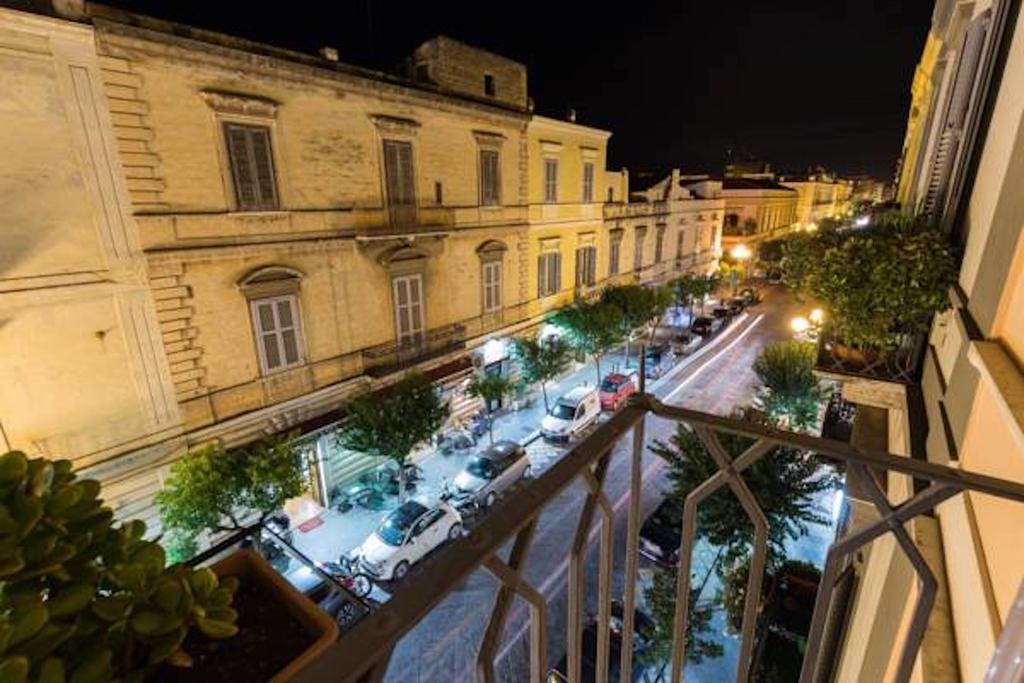 Turenum Apartment Trani Eksteriør billede